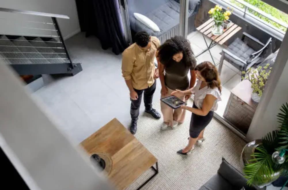 REAL ESTATE ADVISORY